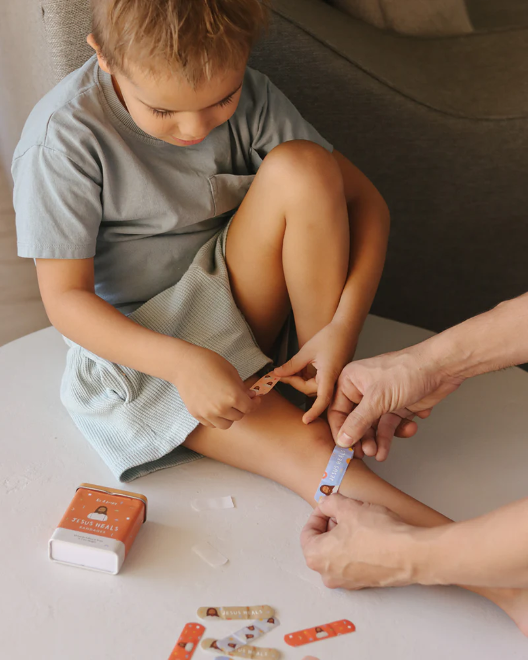 «Jesus cura» | Pensos rápidos