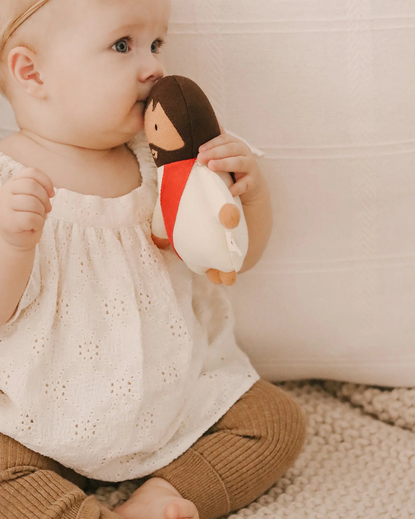 Jesus [boneco com chocalho]